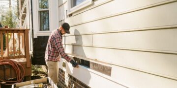 Siding Replacement Contractors | Revive HRG