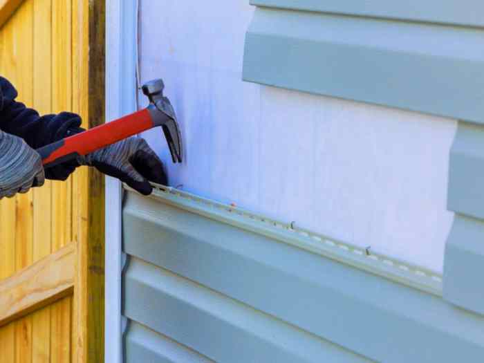Top 5 Reasons Why You Should Choose a Local Siding Repair Company