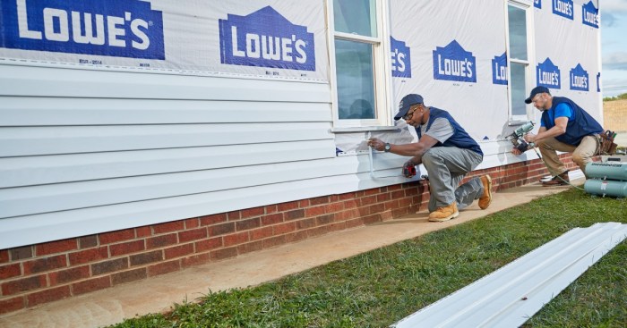 Siding installation in Spring Hill, FL, 4780 COMMERCIAL WAY | Lowe's