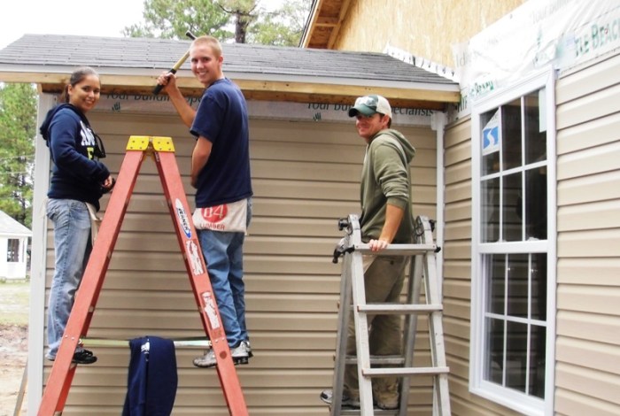 Vinyl Siding Installation | 5 Step Process | Champion